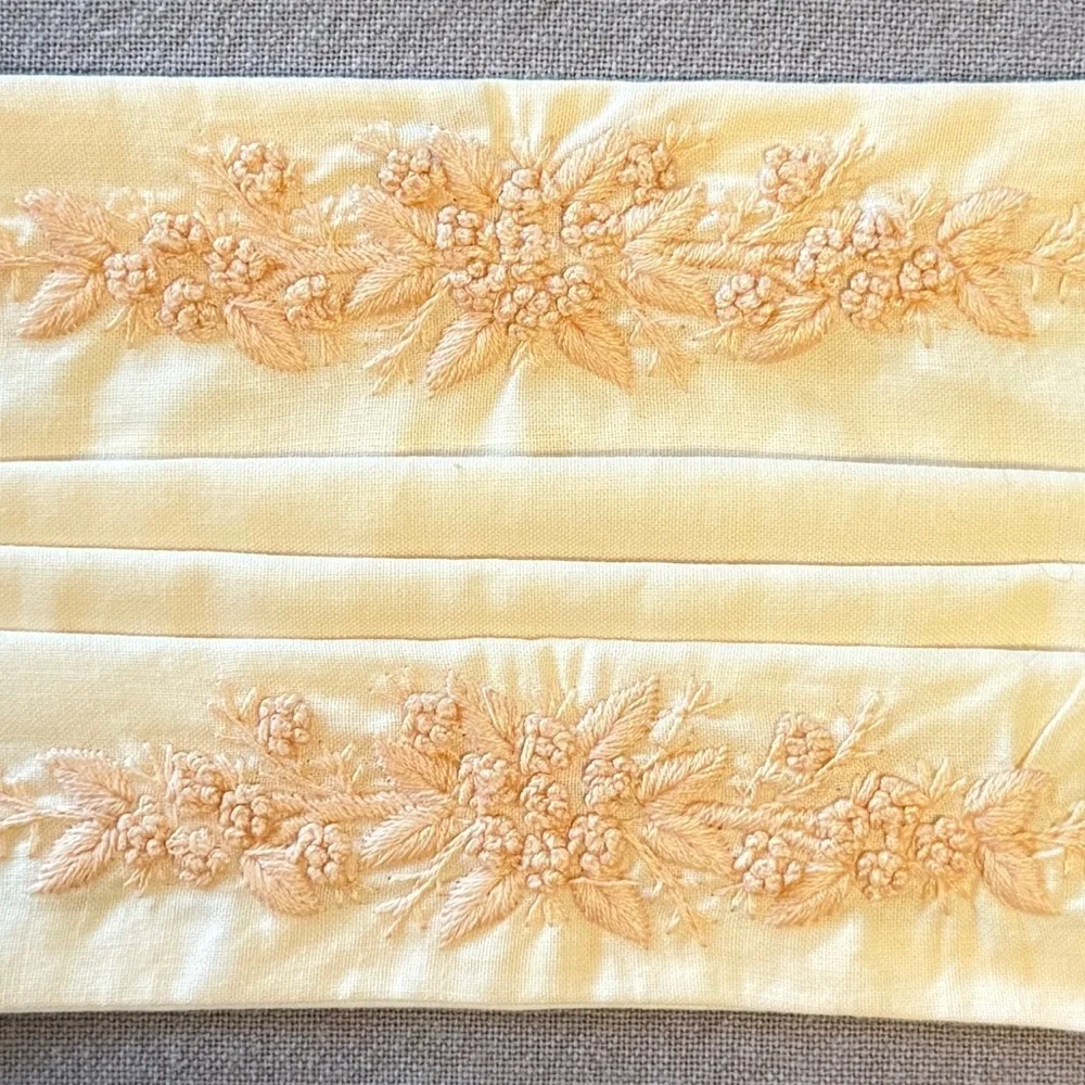 Vintage delicate face